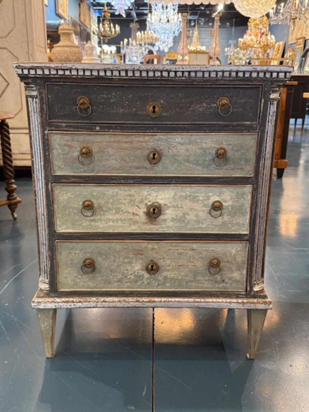 Swedish Gustavian Empire Style Painted Chest - Image 5