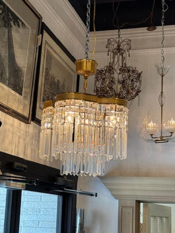 French Gilt Bronze and Crystal Chandelier - Image 7