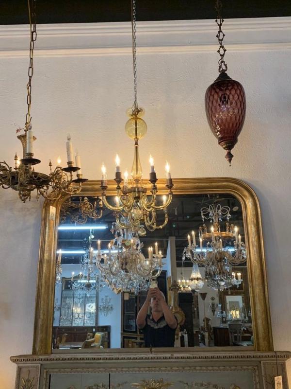 Vintage Italian Murano Glass and Brass 6-Light Chandelier - Image 2