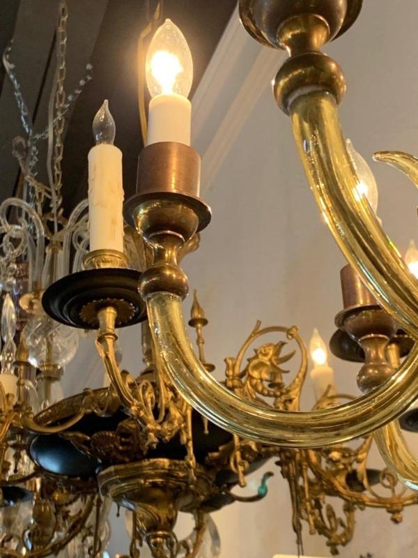 Vintage Italian Murano Glass and Brass 6-Light Chandelier - Image 6