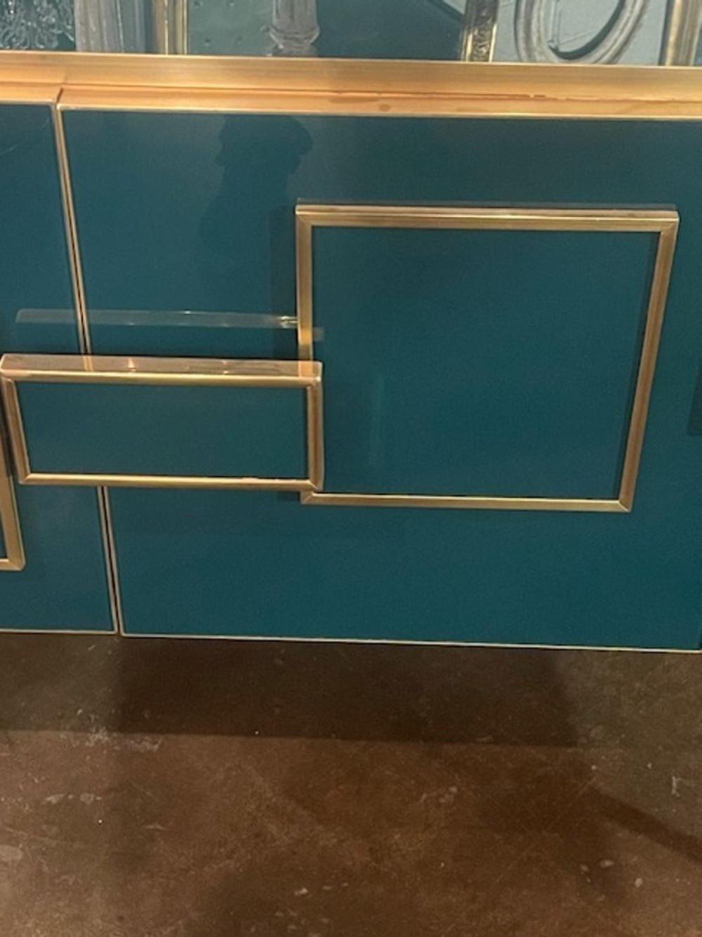 Modern Murano Glass and Brass Cabinet in Peacock Plume Green - Image 3