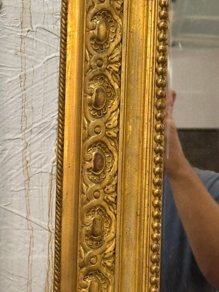 19th c. French Louis XV Giltwood Mirror - Image 3