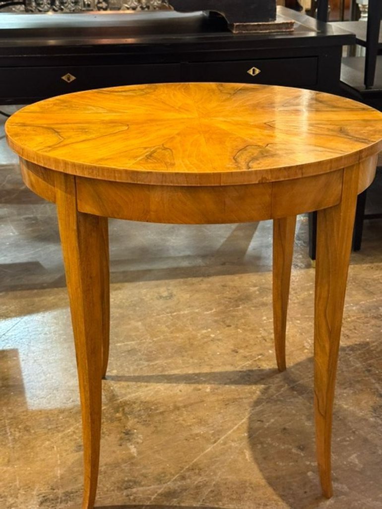 19th c. German Biedermeier Walnut Table - Image 3