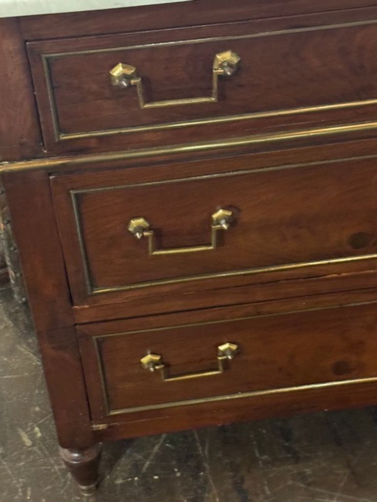 19th c. French Directoire’ Mahogany Chest - Image 3