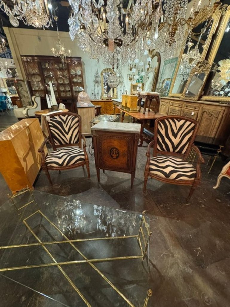 Early 19th Century Italian Inlaid Walnut Marble Top Side Table - Image 3