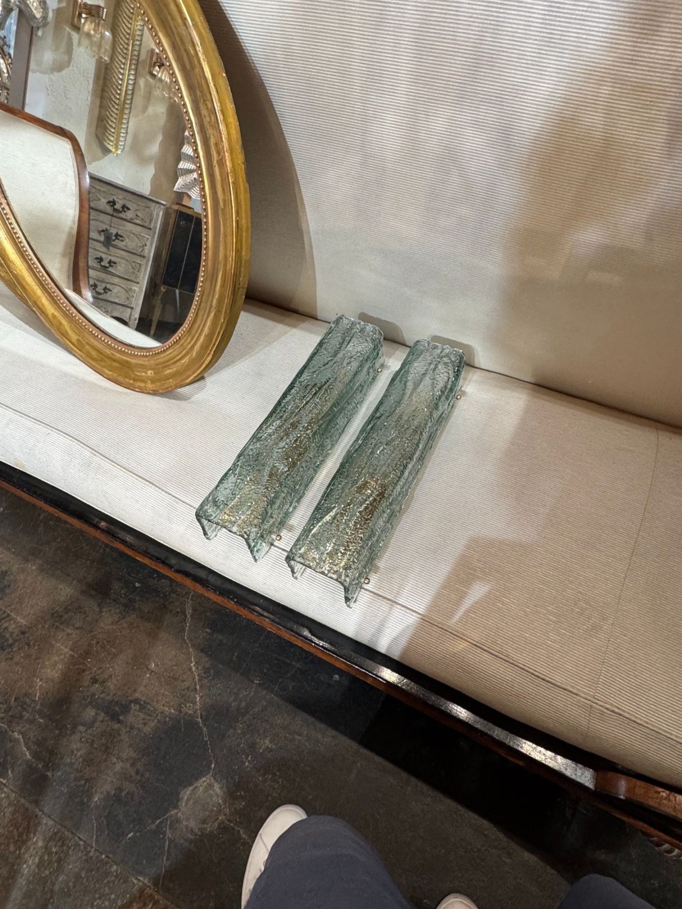 Pair of Murano Fontana Green Granola Glass Square Tube Sconces - Image 3