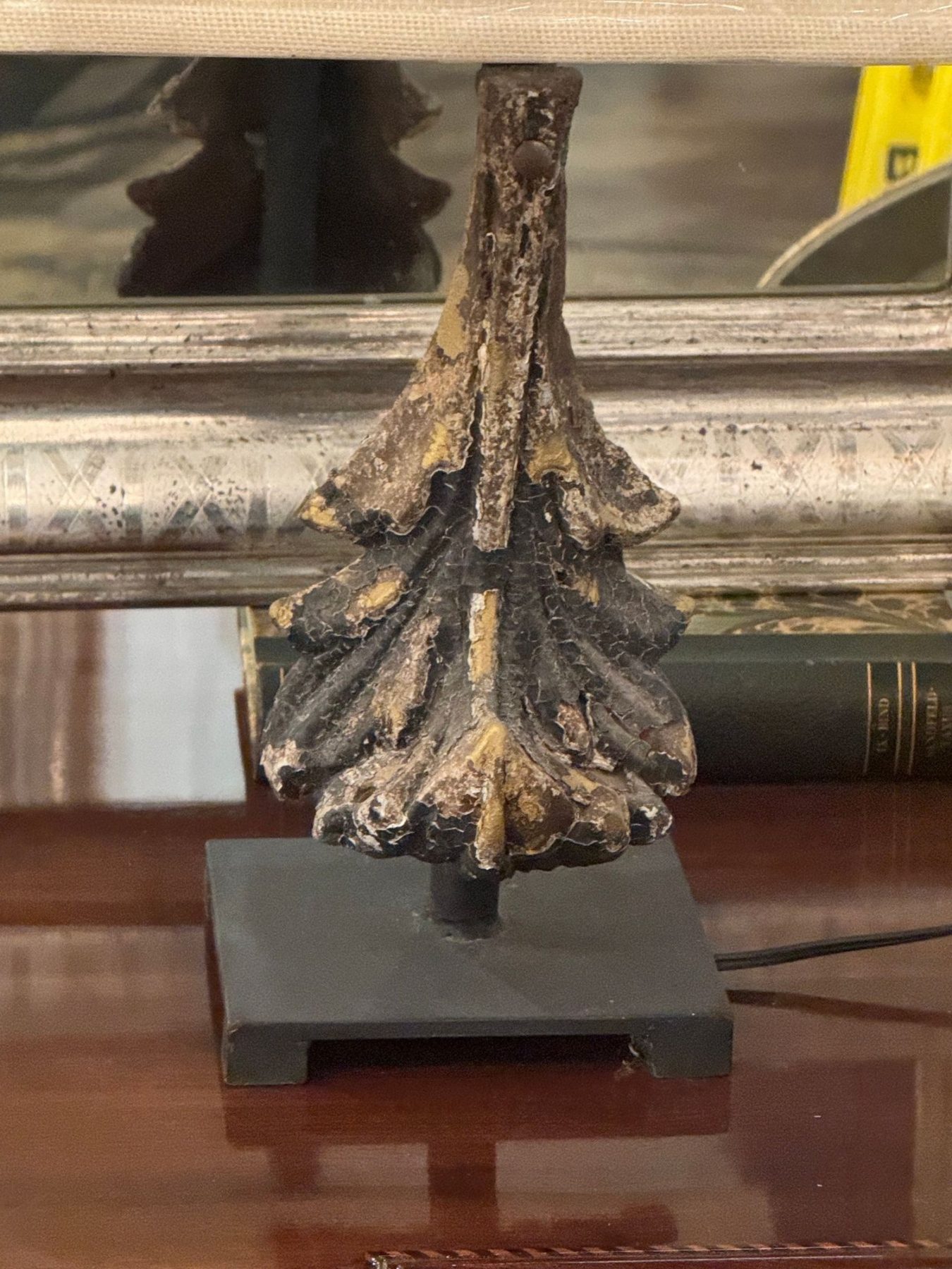 Pair of Italian Architectural Element Lamps - Image 4