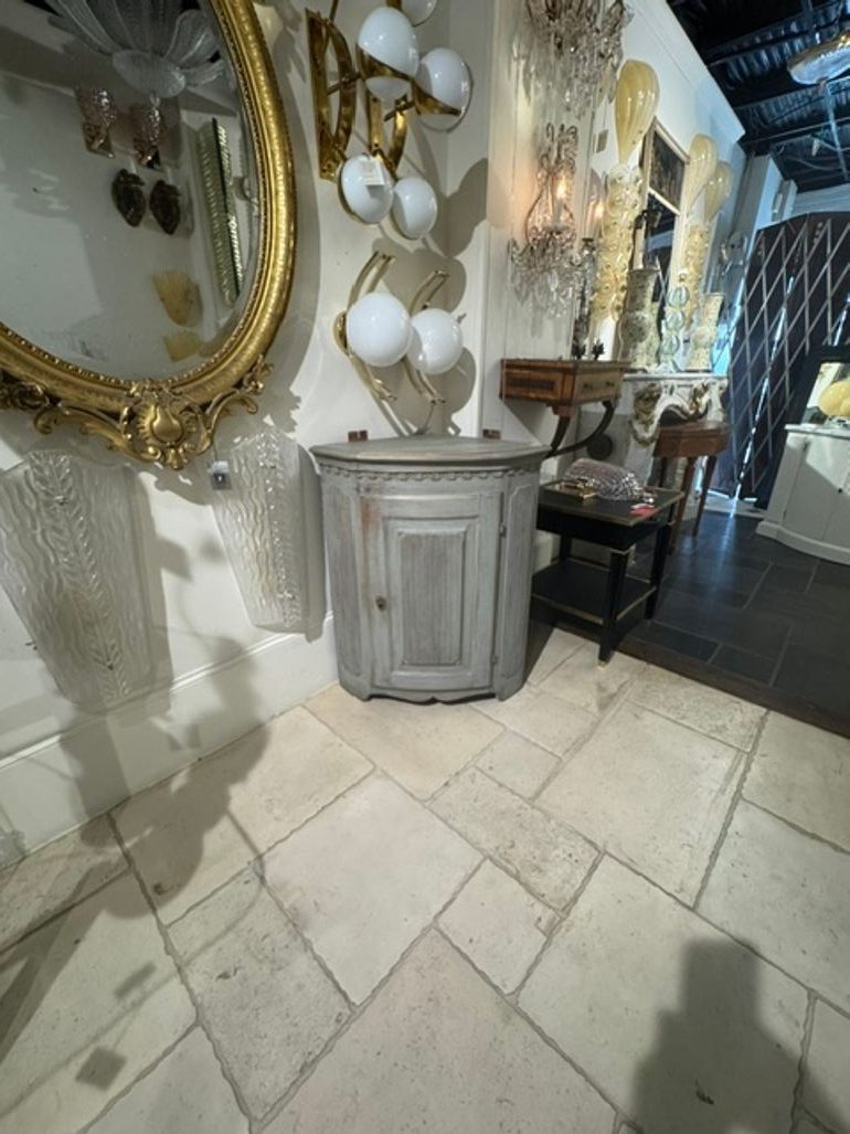 19th c. Swedish Painted Corner Cabinet - Image 2