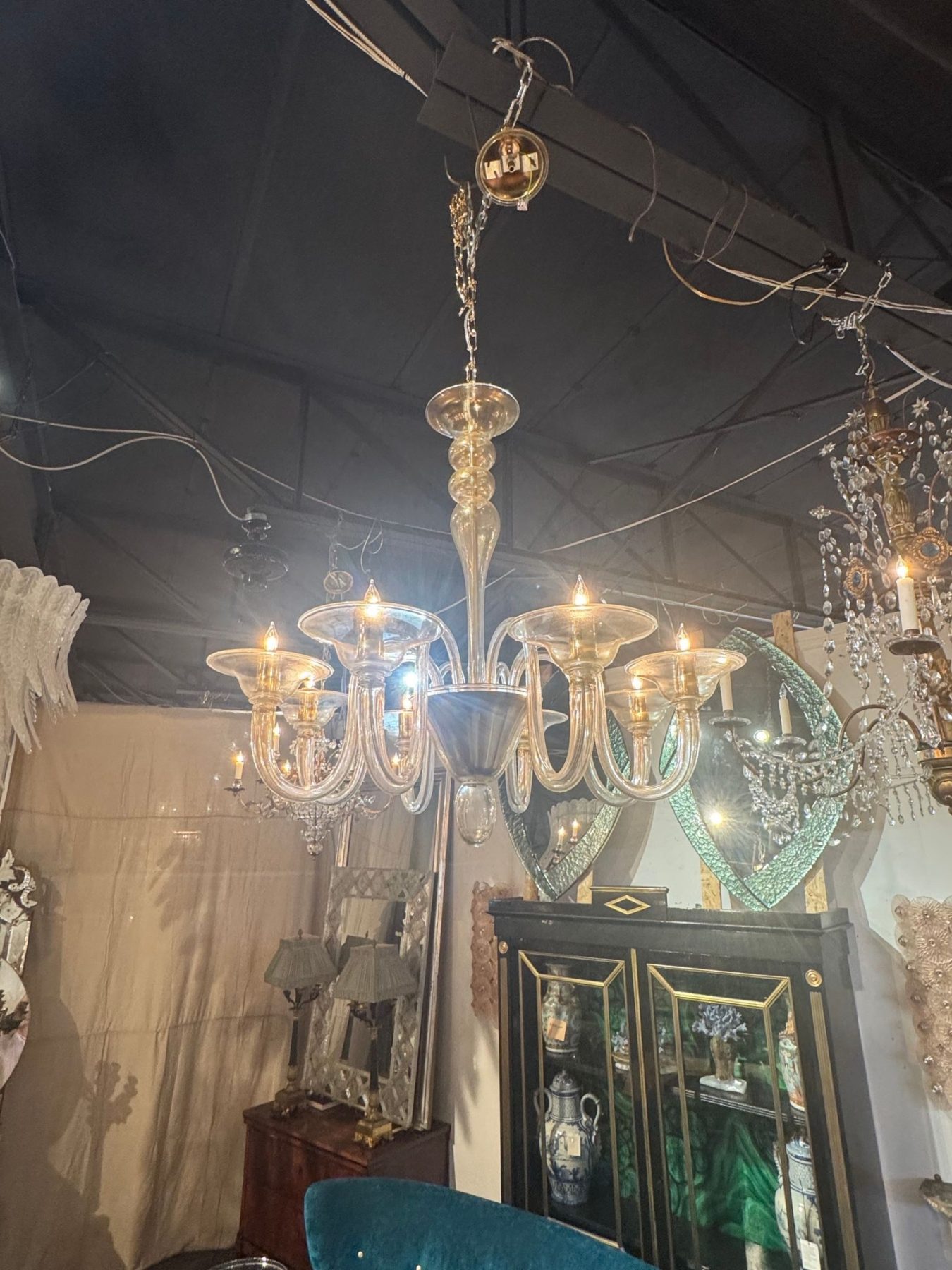 Murano Gold Glass 8 Arm Chandelier - Image 2