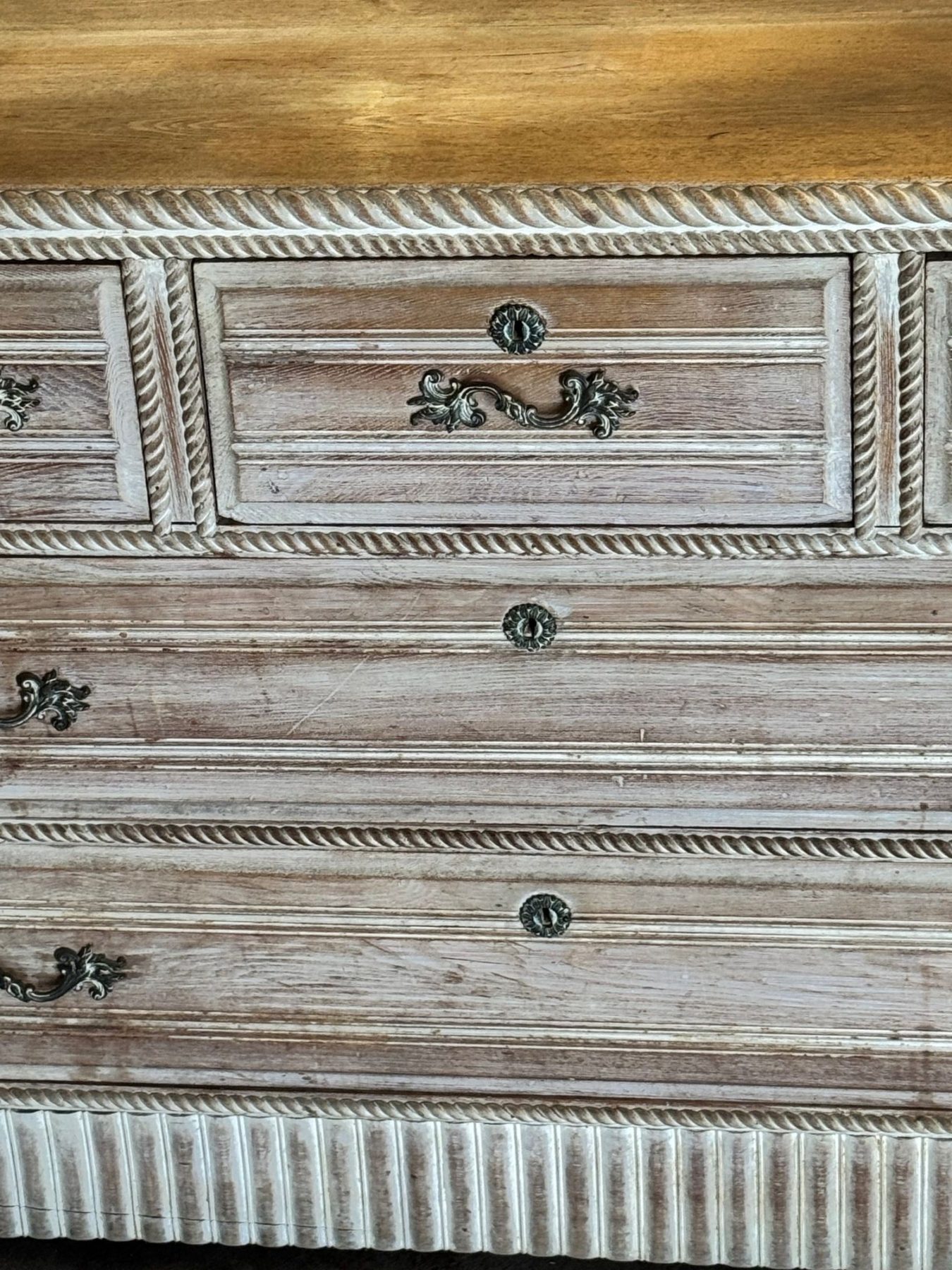 Vintage French Whitewashed Oak Chest - Image 3