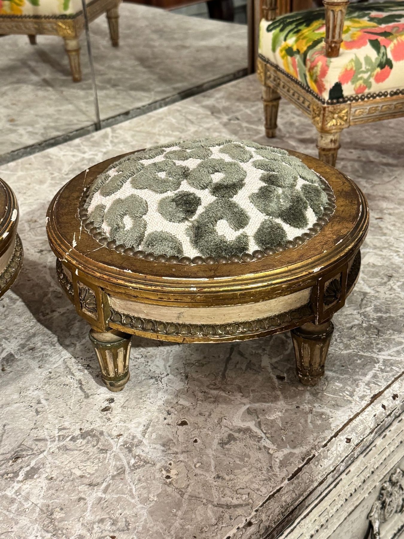 Pair of French Louis XVI Giltwood Ottomans - Image 3