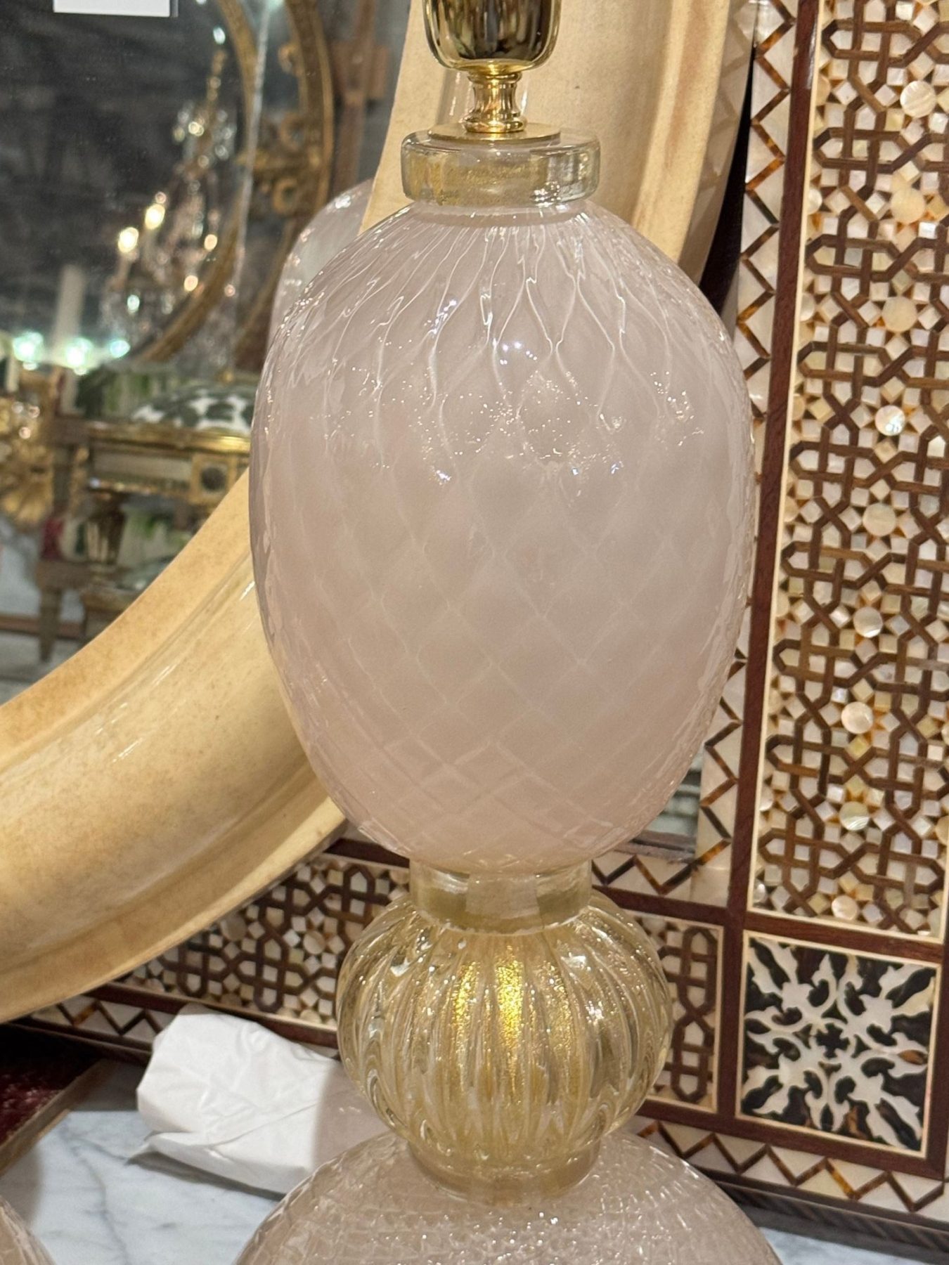 Pair of Murano Pink and Gold Glass Lamps - Image 6