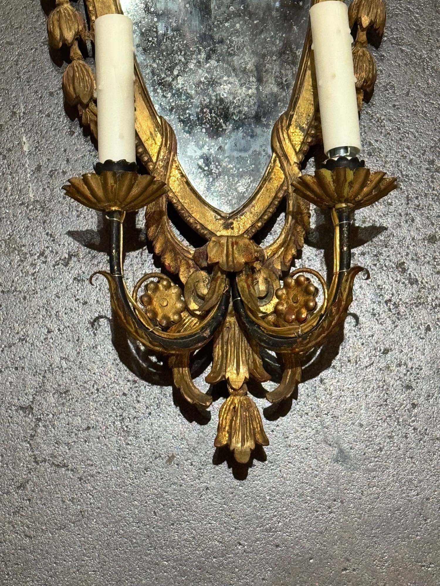 Pair of Italian Antique Giltwood Wall Sconces - Image 4