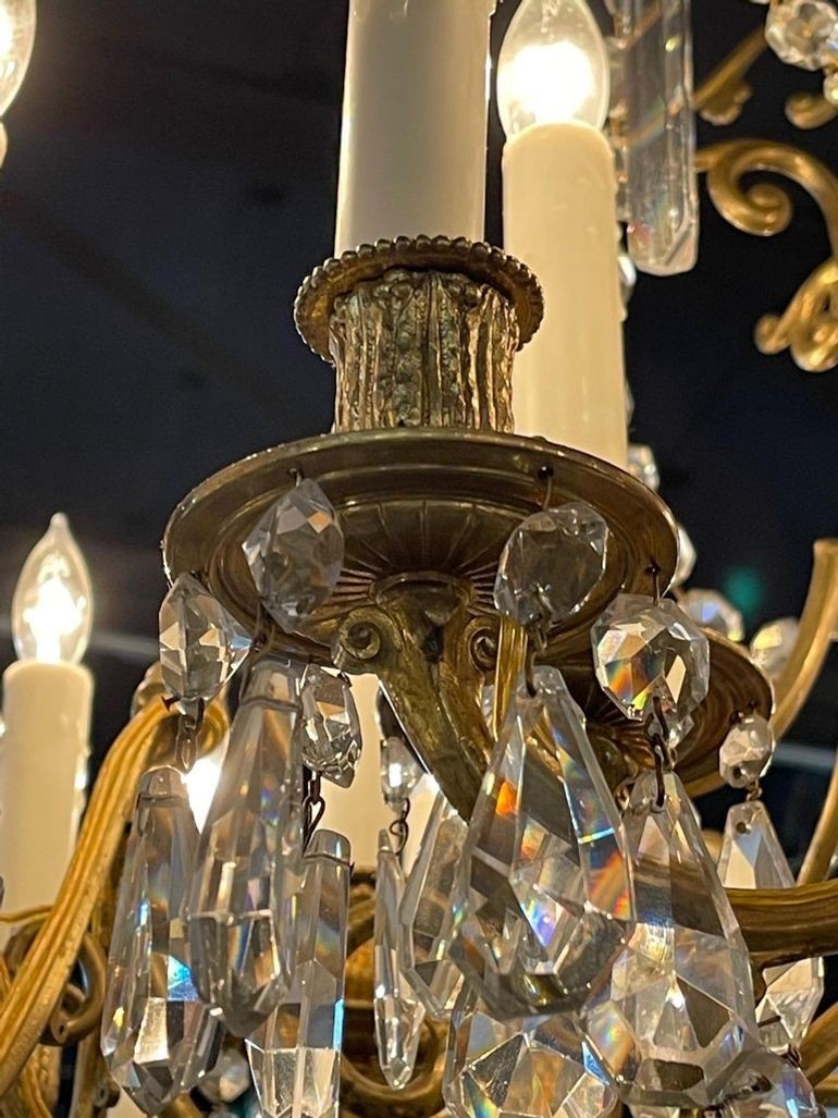 19th Century French Gilt Bronze and Crystal 20 Light Chandelier - Image 4