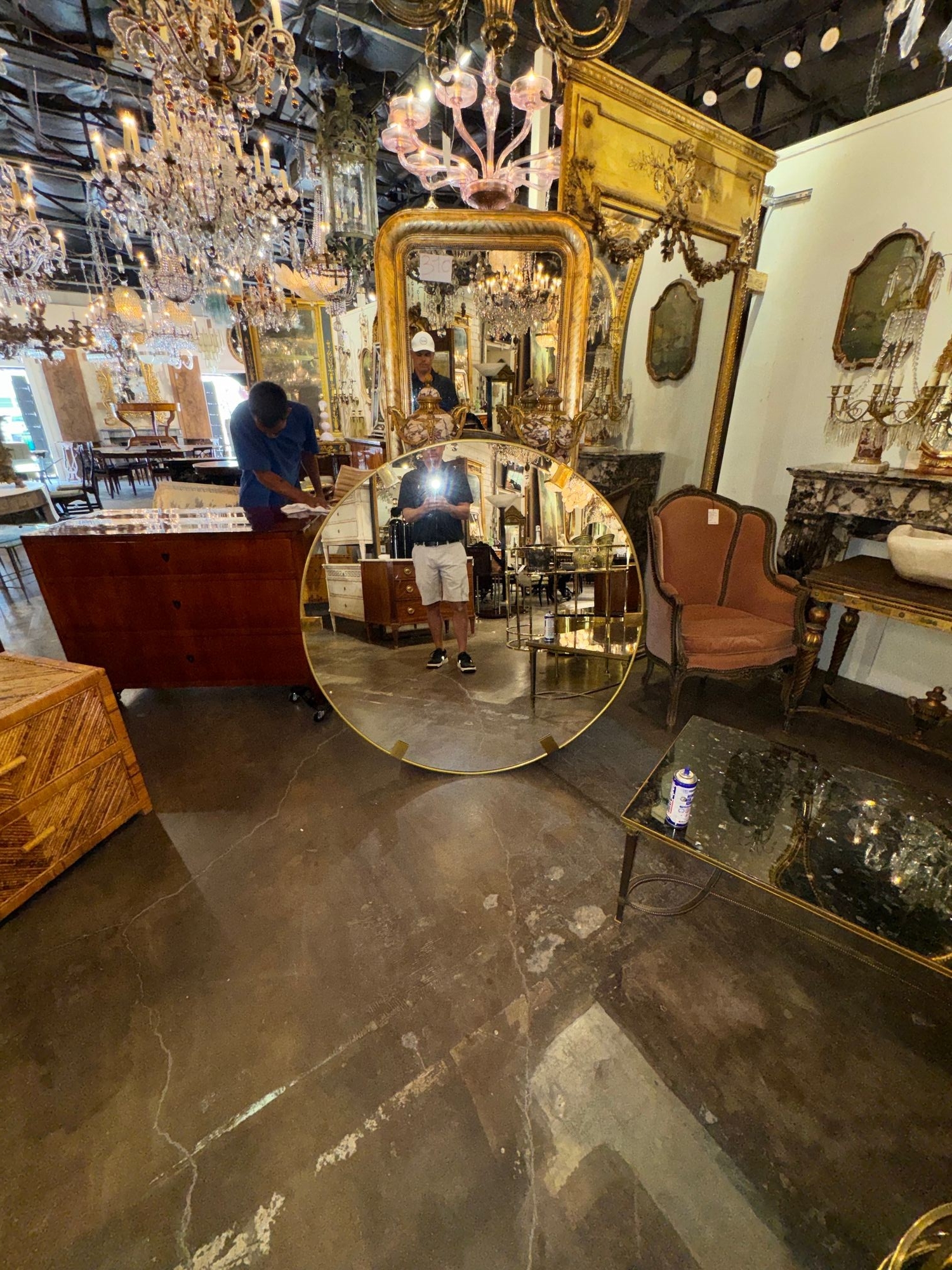 Vintage Italian Heavy Brass Round Mirror - Image 5