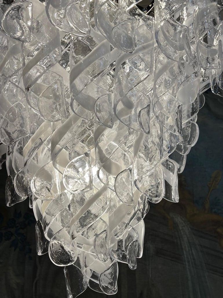 Modern Spiraled Clear and White Murano Glass Chandeliers - Image 5