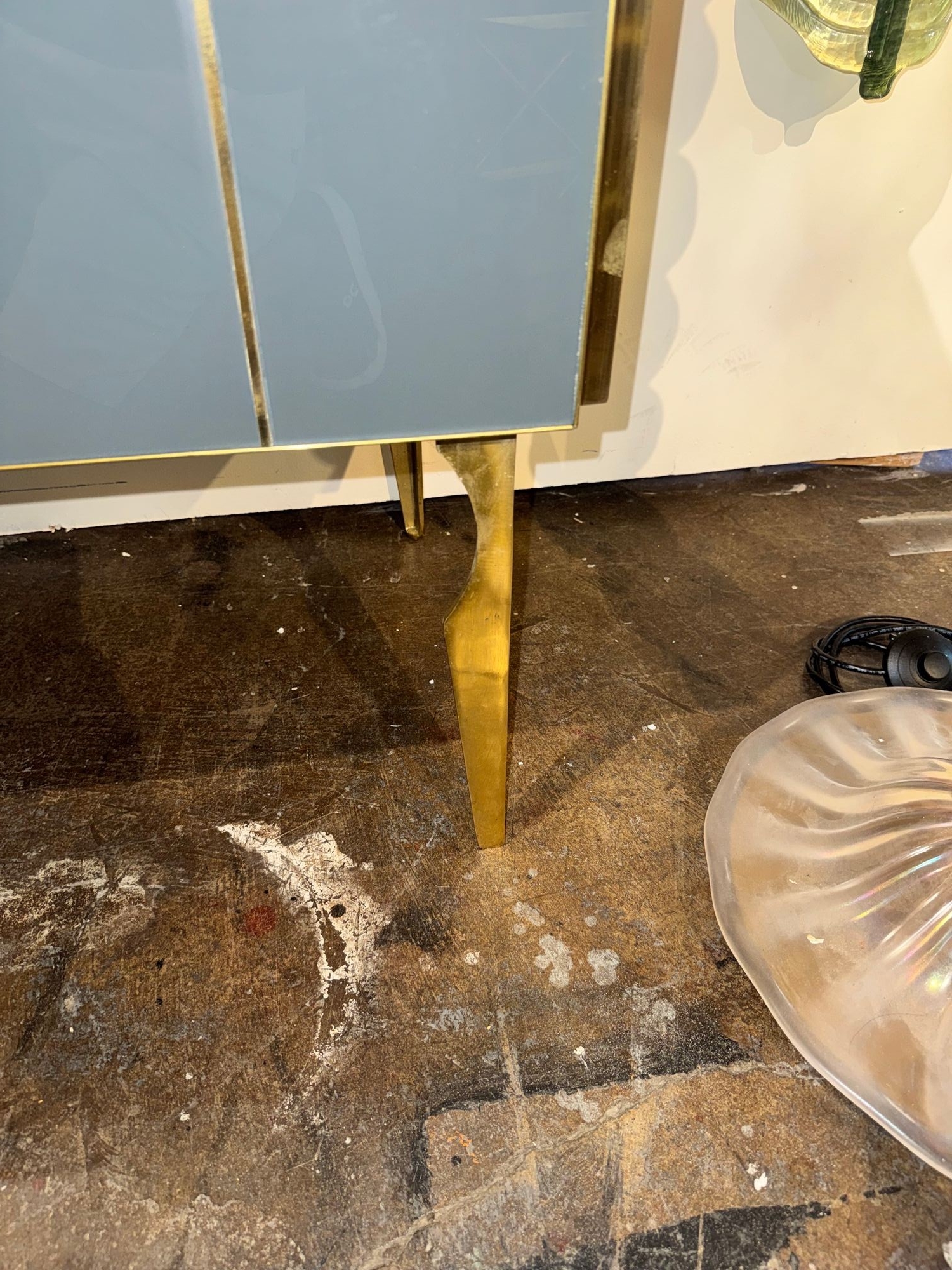 Italian Modernist Glass and Brass Sideboard - Image 3