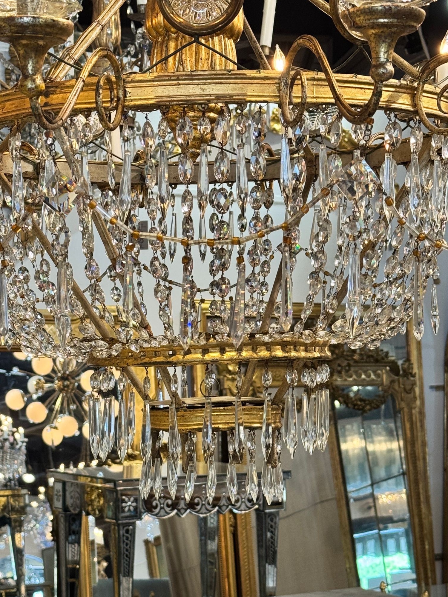 19th c. Italian Tuscan Giltwood and Crystal Chandelier - Image 4