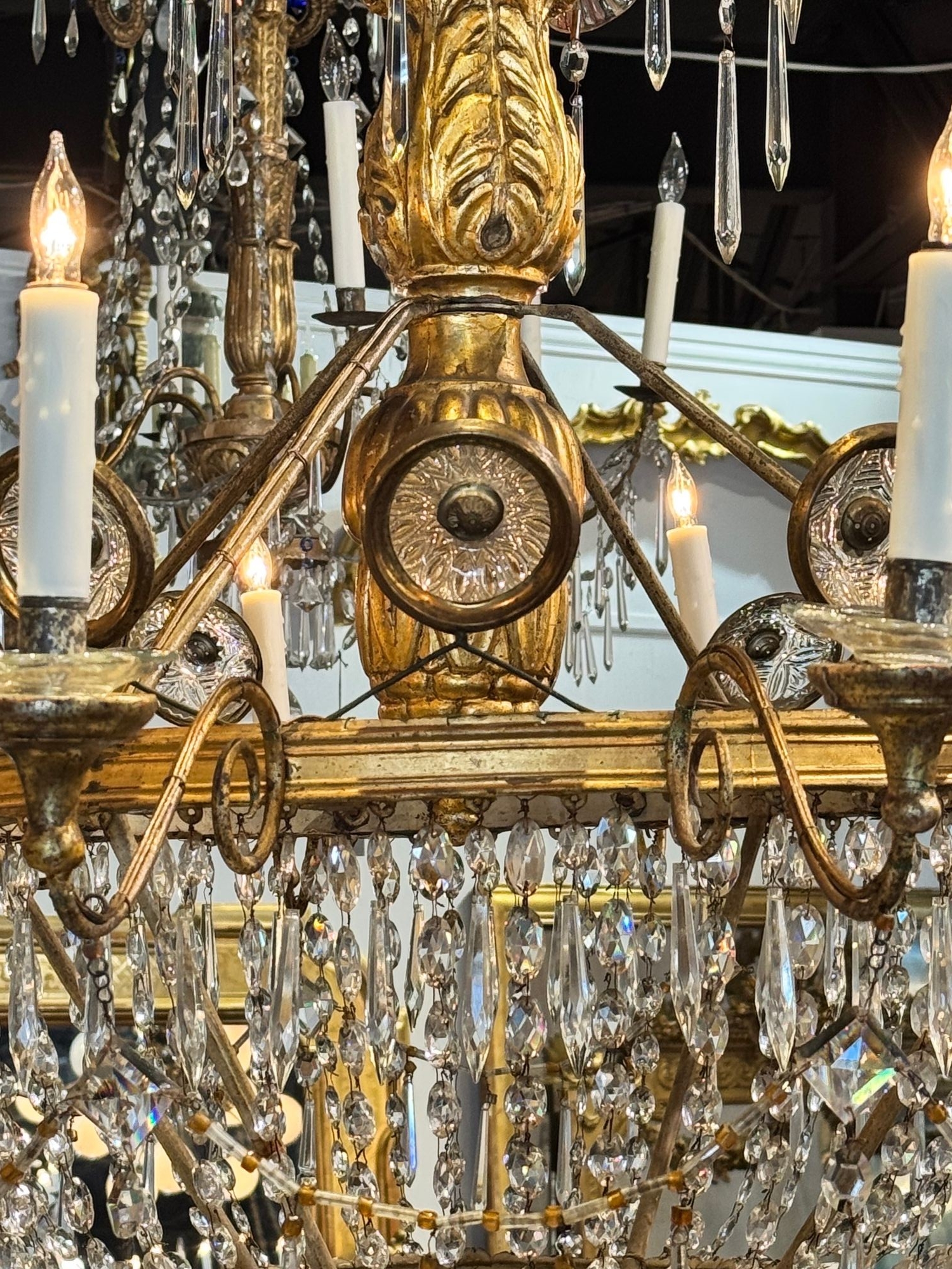 19th c. Italian Tuscan Giltwood and Crystal Chandelier - Image 5