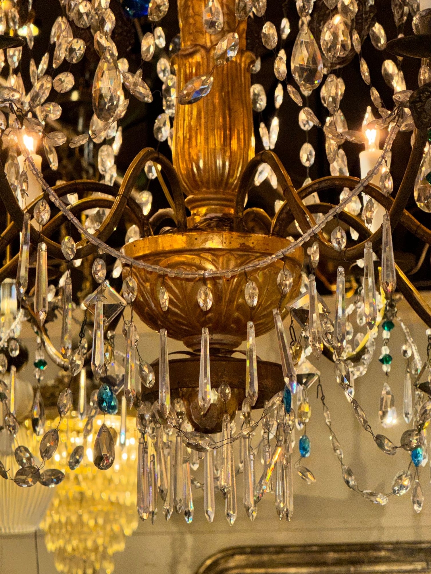 18th c. Italian Giltwood and Crystal Chandelier - Image 5