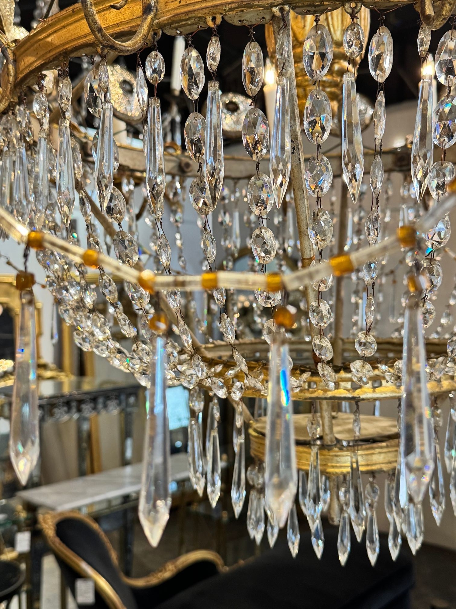 19th c. Italian Tuscan Giltwood and Crystal Chandelier - Image 8