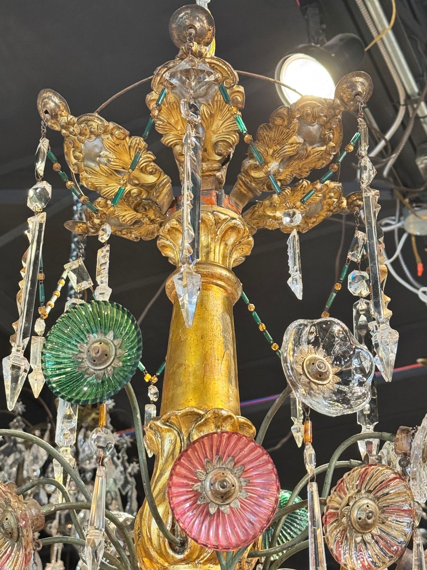 19th c. Italian Tuscan Giltwood and Crystal Chandelier - Image 9